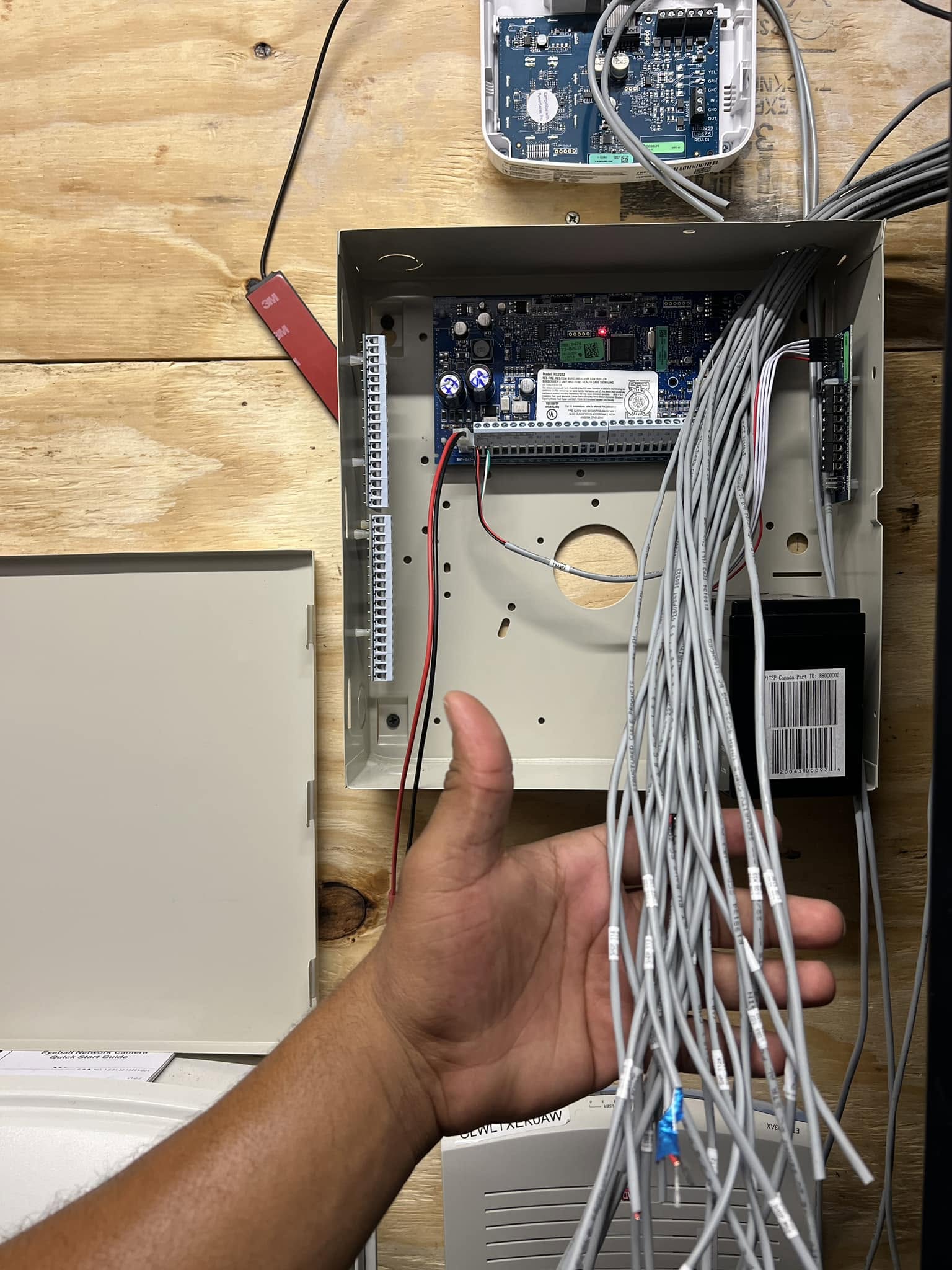 Structured Cabling in a Labeled Equipment Rack